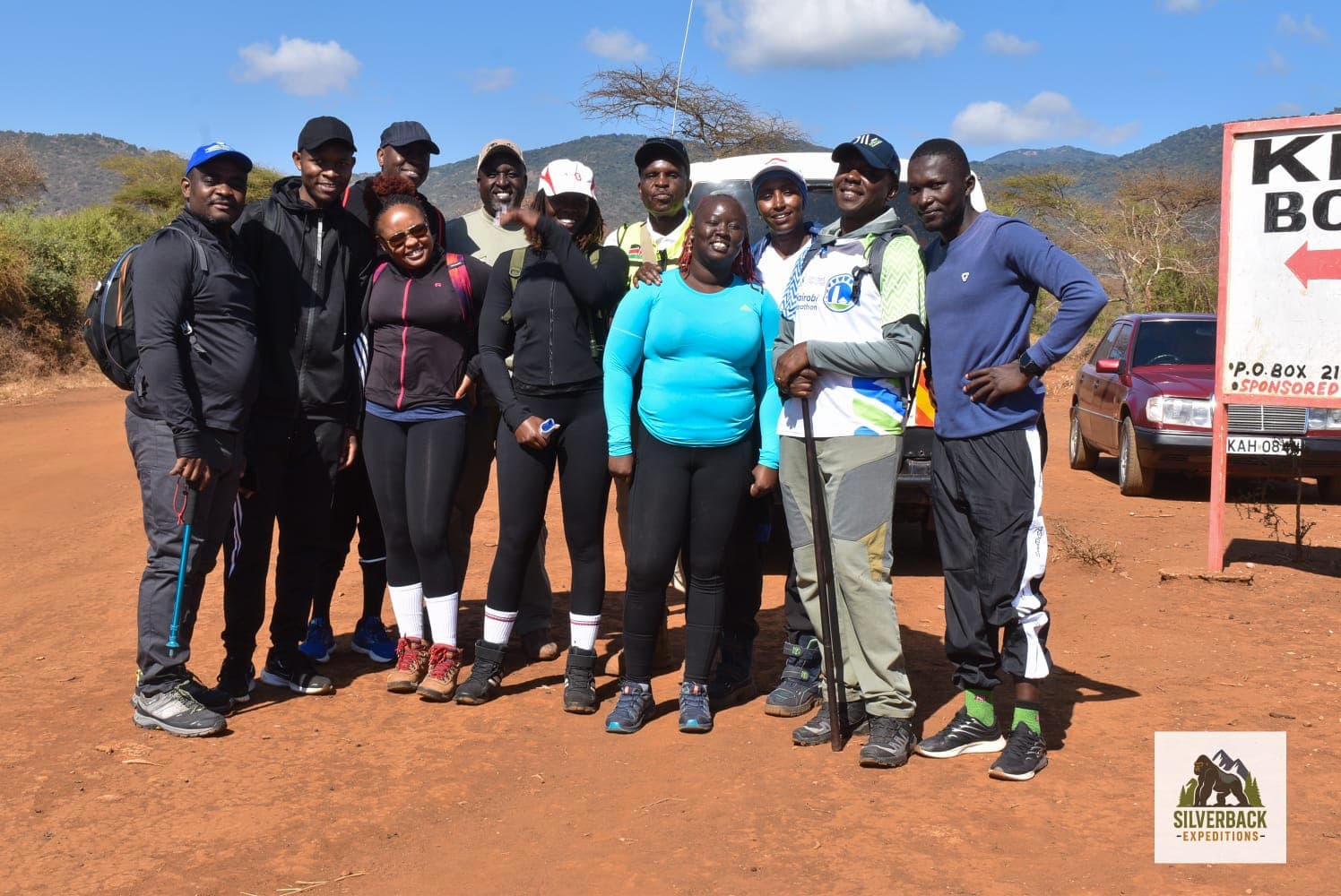 Silverback Expeditions on the trail
